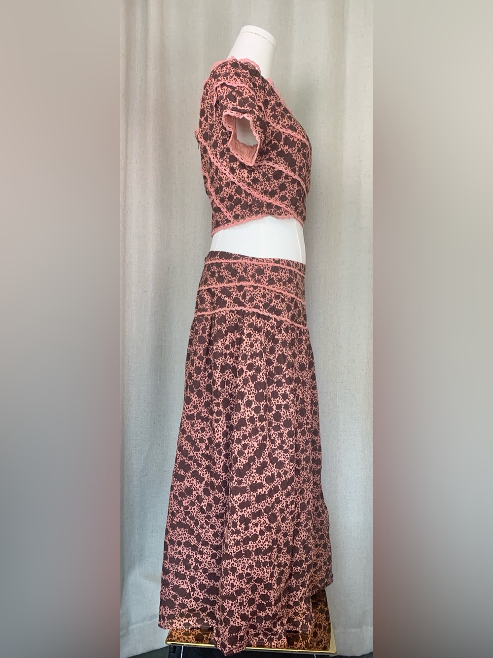 Anthropologie NEW Dusty Rose Two-Piece Matching Set | Top 4 | Skirt 6 - Picture 4 of 10